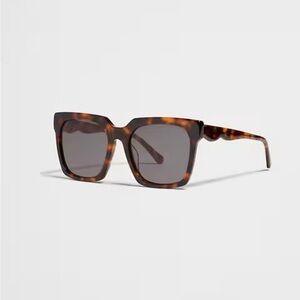 Banana Republic Sunglasses Women’s Brown Tortoise Oversized NWT